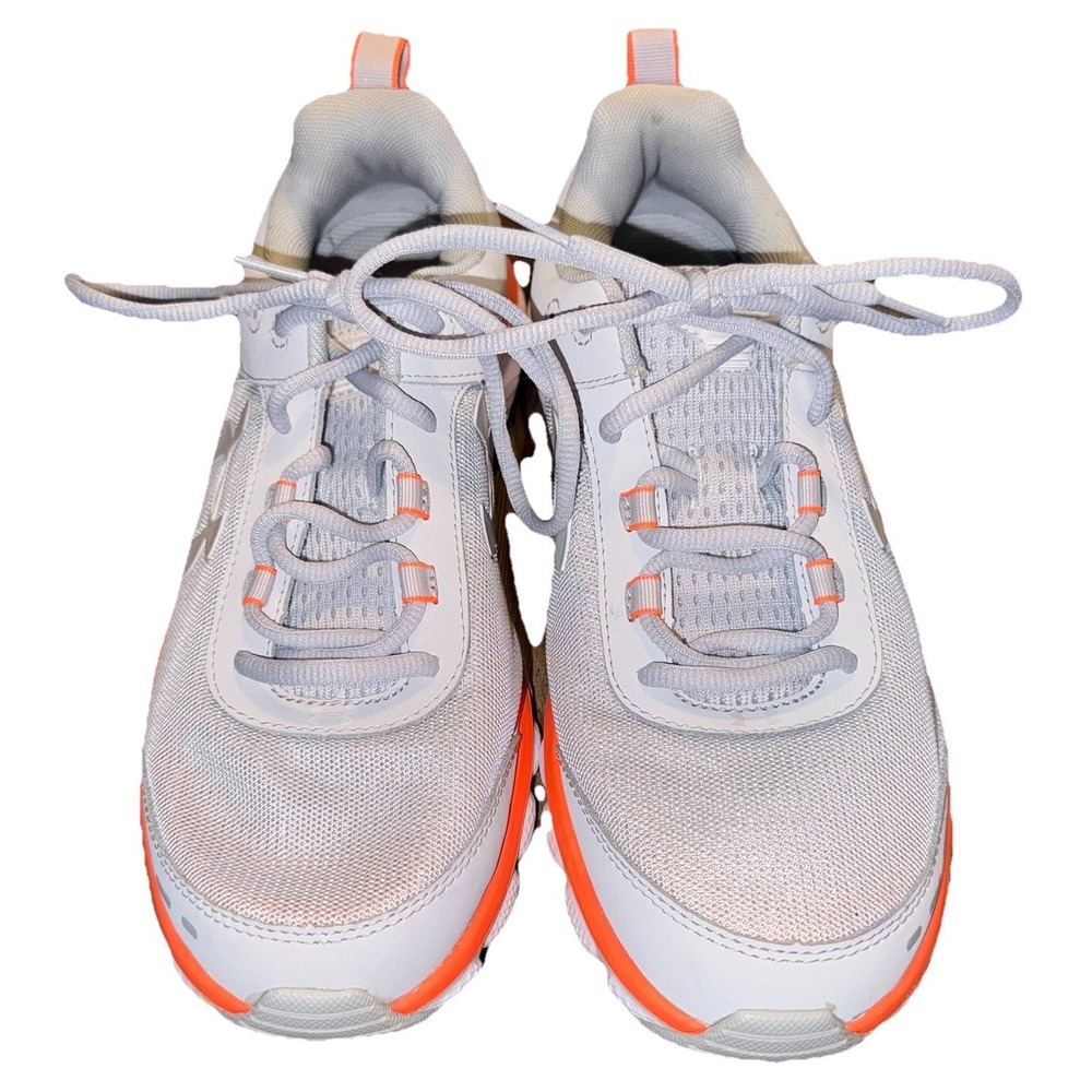 Under‎ Armour Sneakers Charged Assert Running Shoes Women's Size 11 Orange Gray